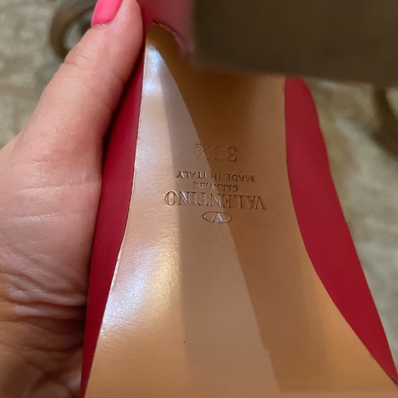 VALENTINO GARAVANI RED Sling back SANDALS WITH STUDS ON THE TRIM Sz 36.5 - Picture 4 of 7